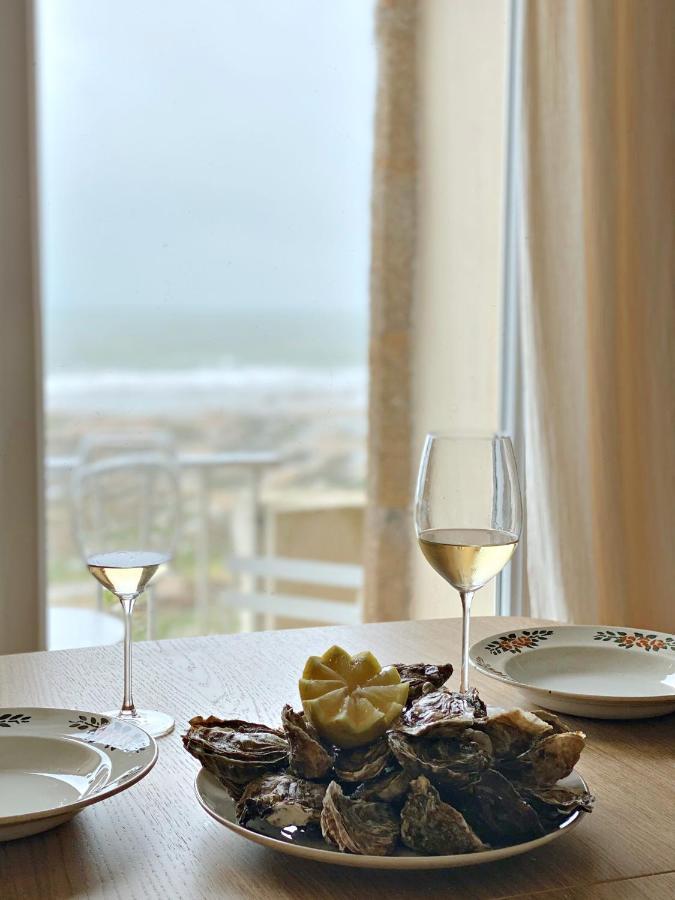 Appartement En Front De Mer Avec Vue Imprenable Sur La Grande Plage Des Sables D'Olonne Les Sables-d'Olonne Bagian luar foto
